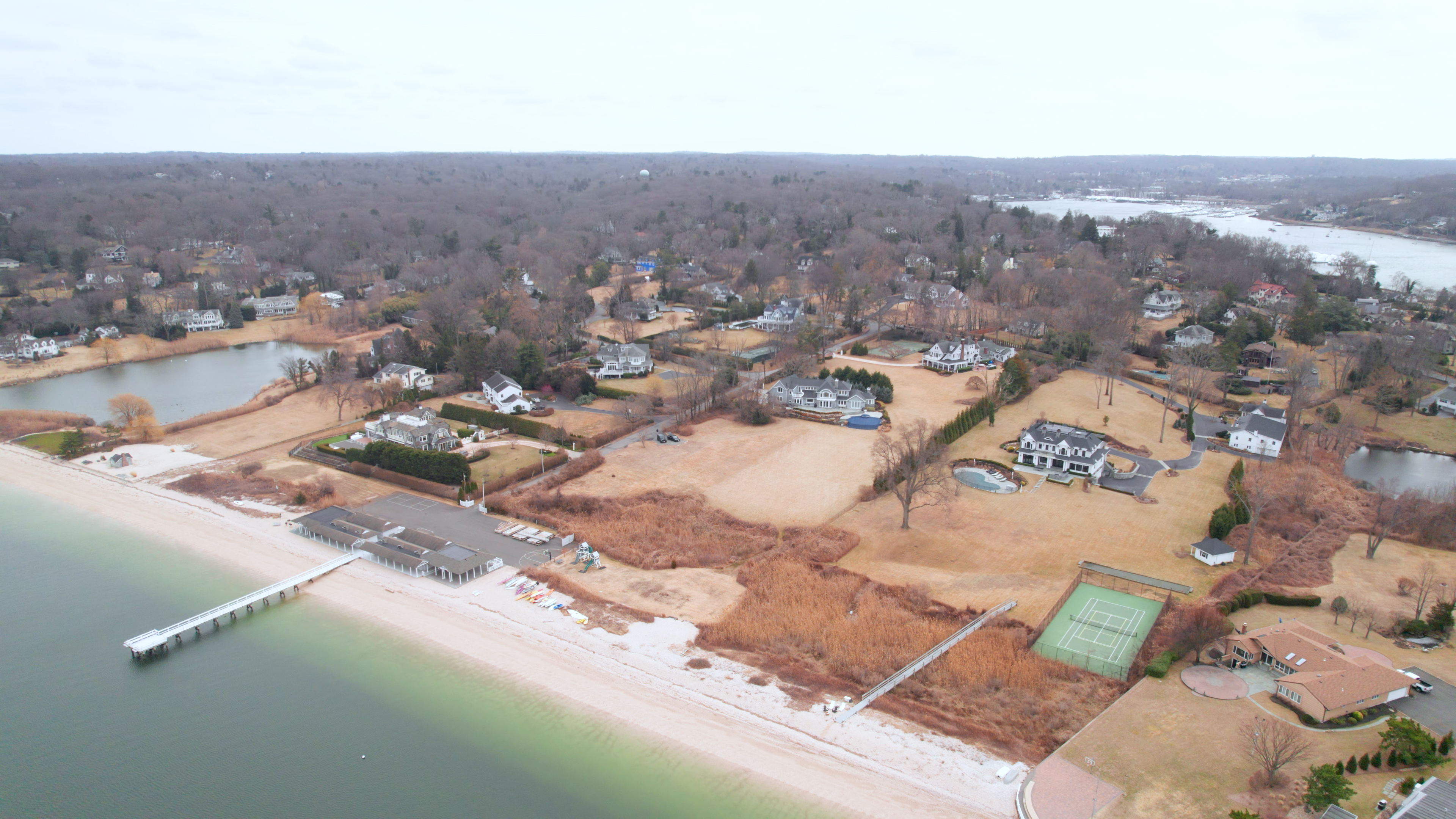 36 bay crest huntingon bay.00_02_19_00.Still008